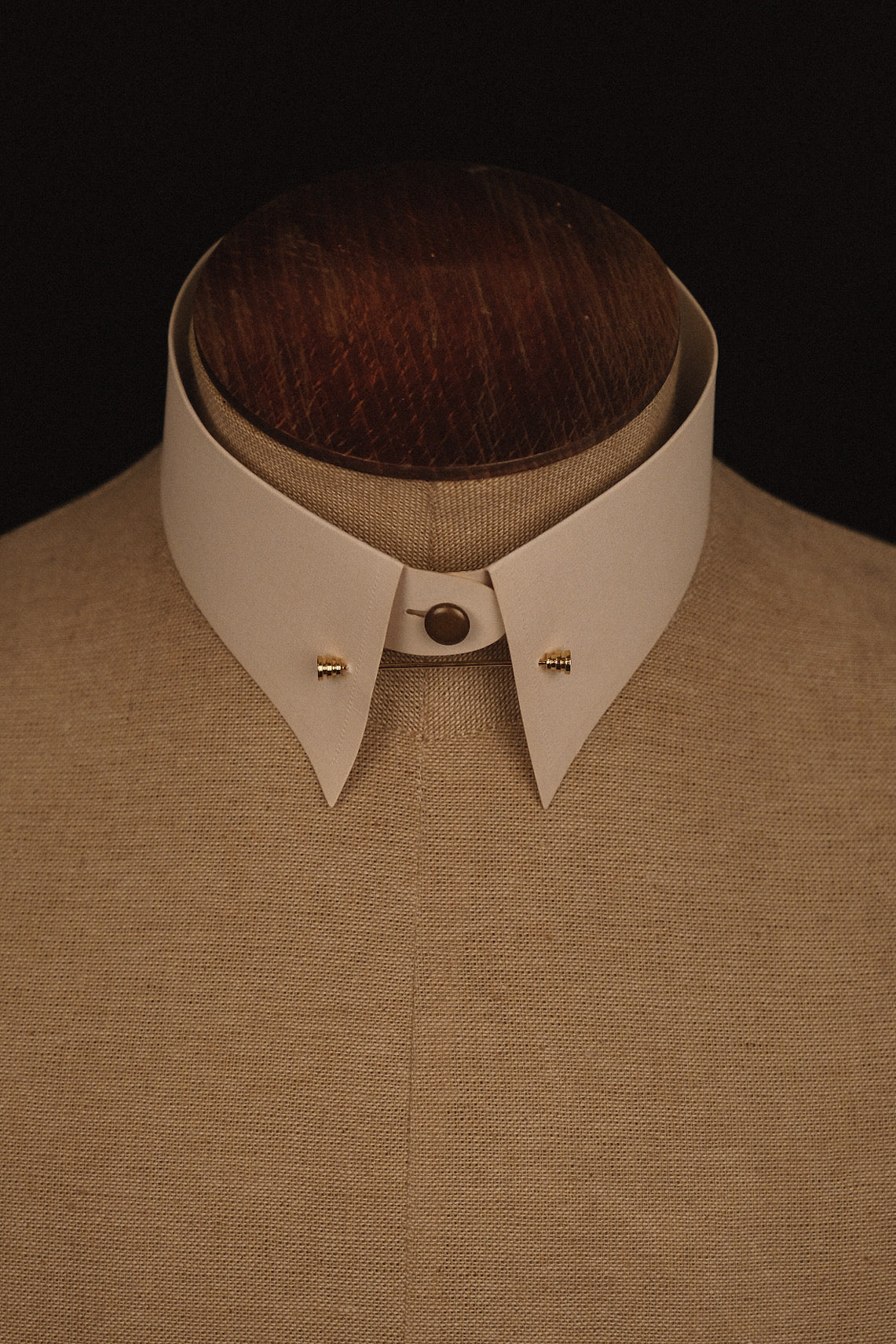 1920s Dumbbell Collar Bar Pin With Twist Release Ends