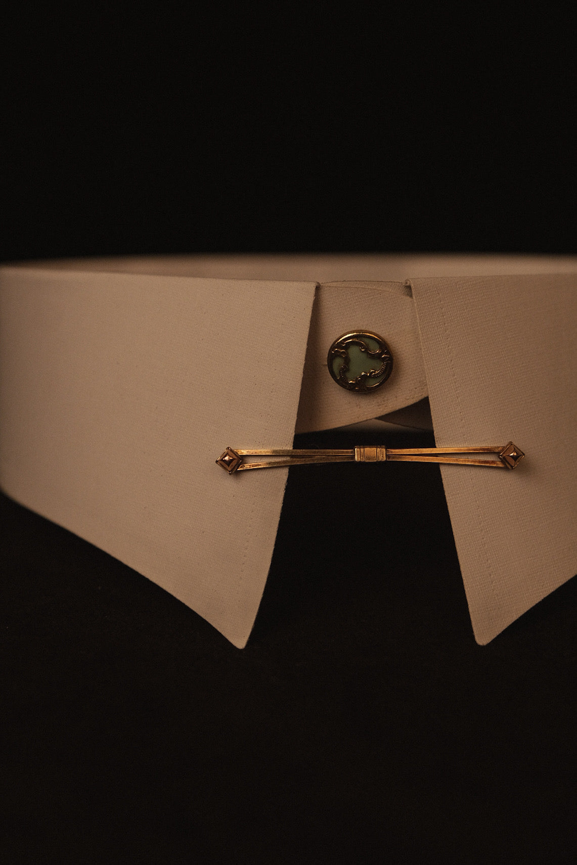 Original 1920's Pyramid Tip Collar Bar By Reisler