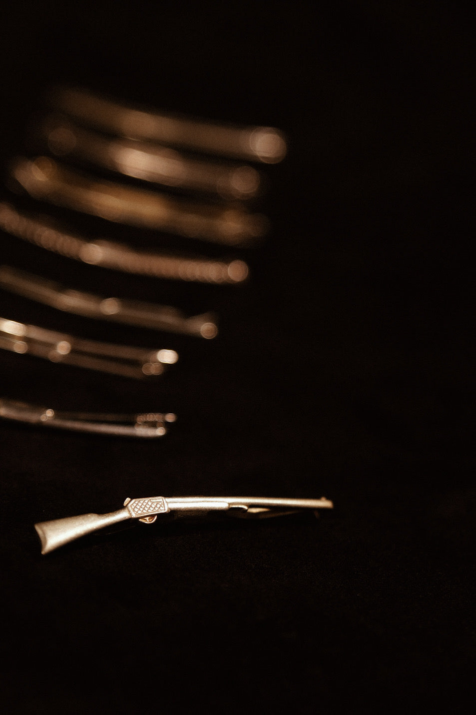 Rare 1930s Rifle Collar Bar