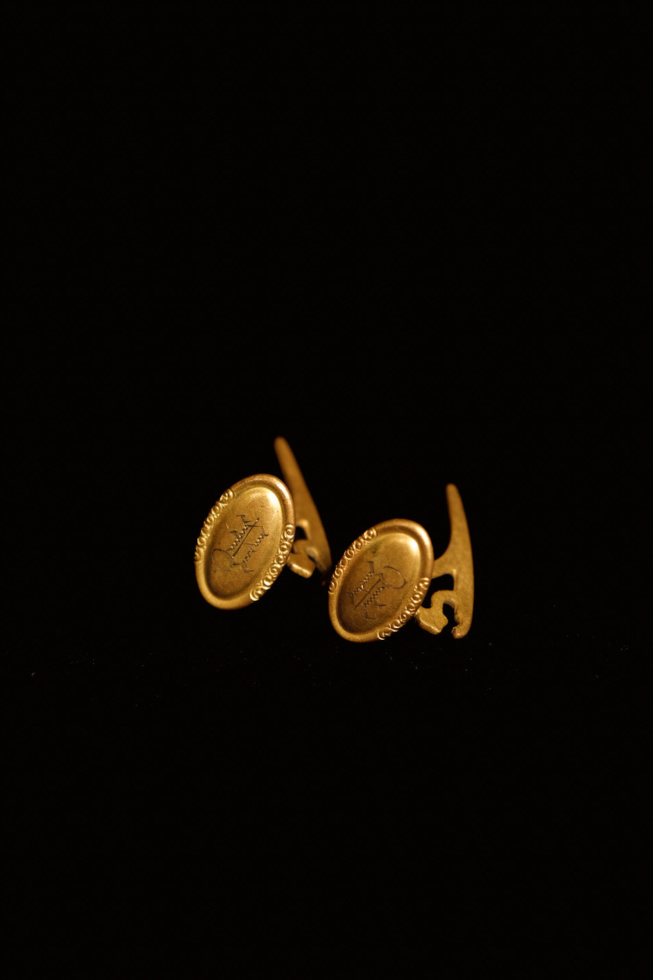 PAT.APR.26.04 (1904) Cufflinks Initial "B" On Front Face
