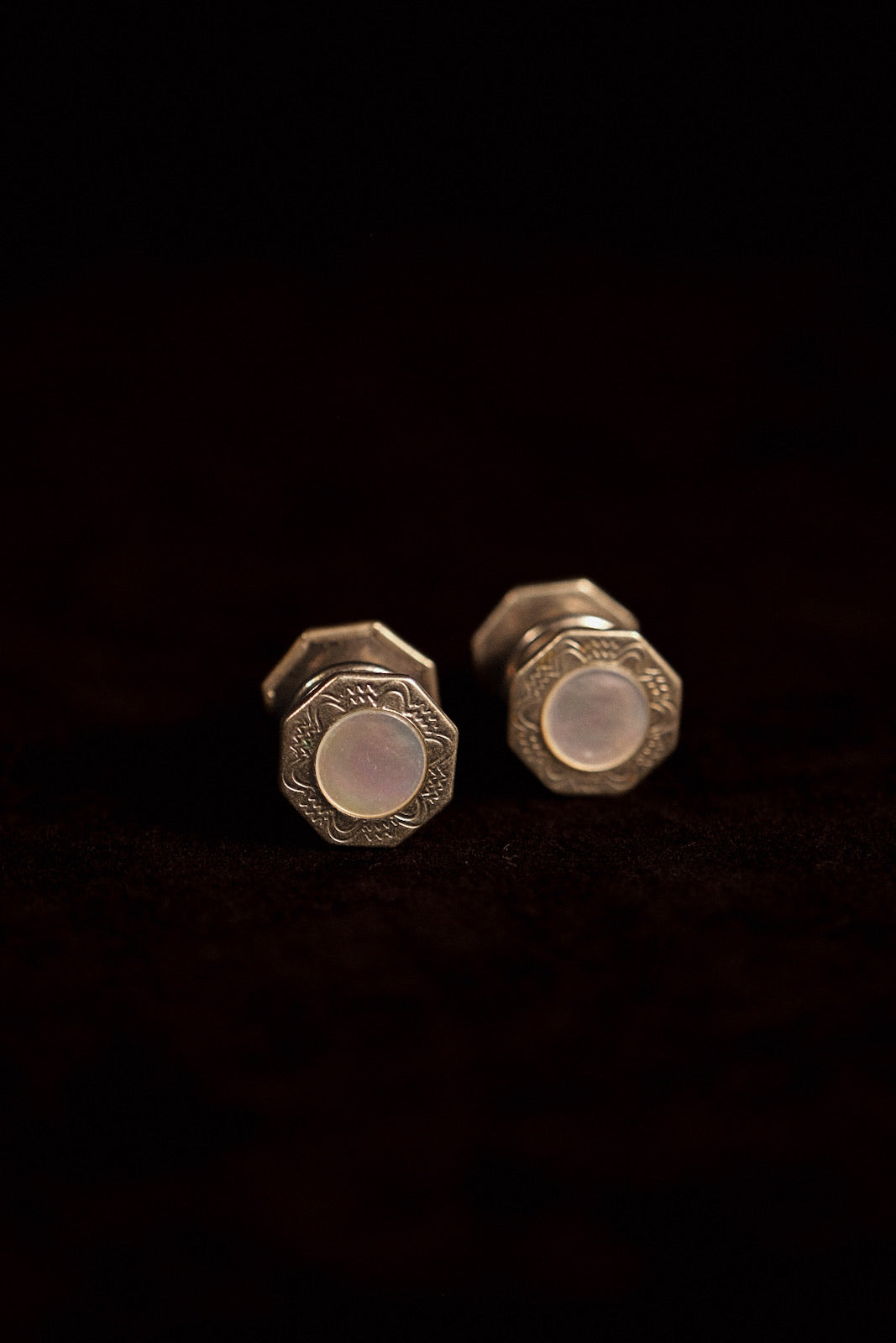 Beautiful 1920s Snap Cufflinks With Etched Mother Of Pearl Centre