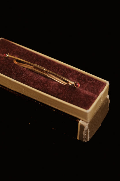 Deadstock 1920's Collar Bar With Ruby Red Glass Tips By Swank (Original Box)