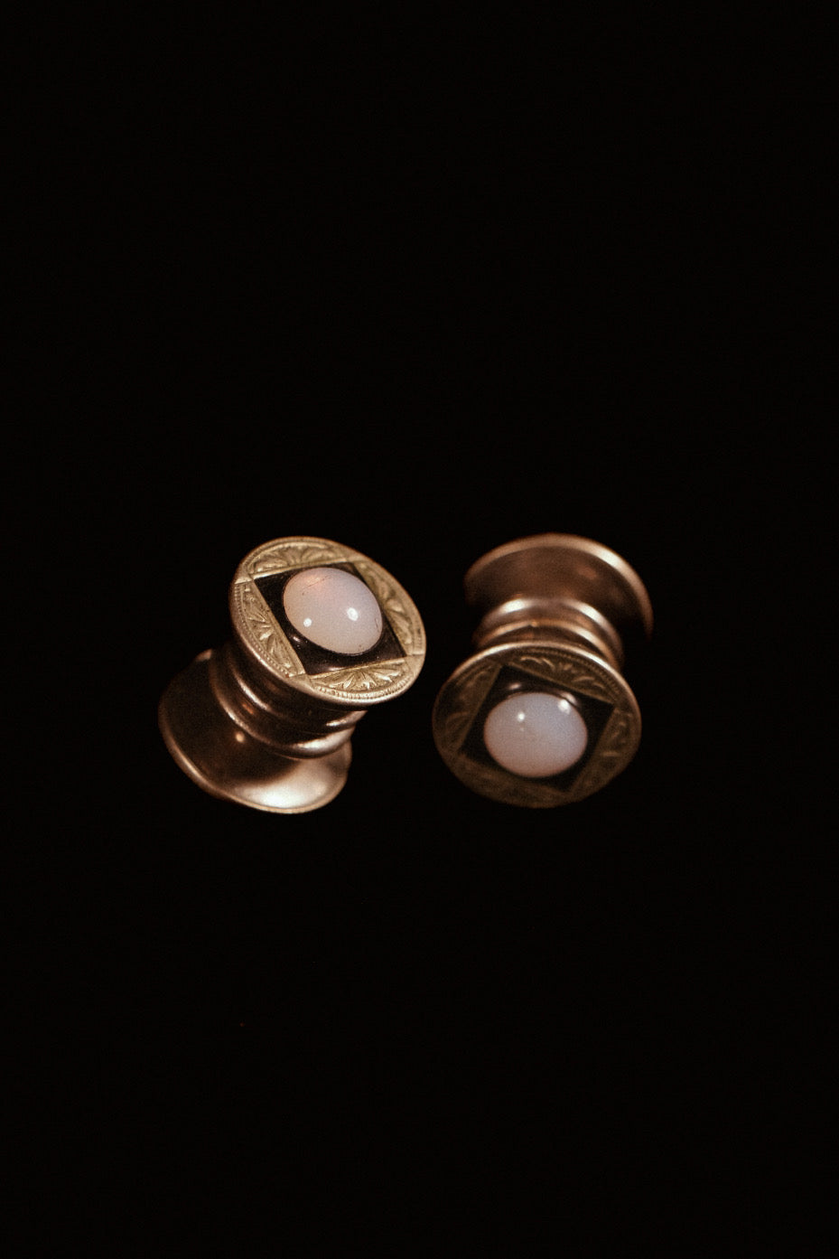 1920s Circle Kum-A-Part Cufflinks With Pale White Stone and Shield Design